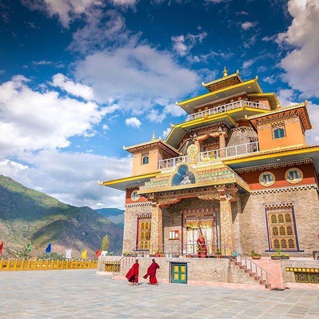 Free HTML5 Website Template by FreeHTML5.co